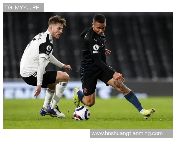 富勒姆主场迎战布伦特福全力争胜展现英超激情对决